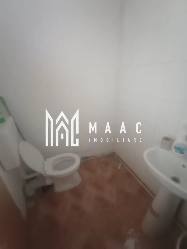 Spatiu comercial /birouri I Parter I 45MP I Terezian - MAAC Imobiliare propune spre vanzare spatiu amplasat in Terezian . Este format din doua încăperi si o baie. Incalzirea se face cu centrala proprie si calorifere. Instalatie de aer conditionat (rece si cald). Disponibilitate imediata. Pentru mai multe detalii va rugam specificati telefonic: CP2642061
