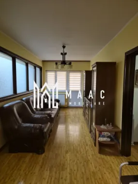 Logo MAAC IMOBILIARE logo