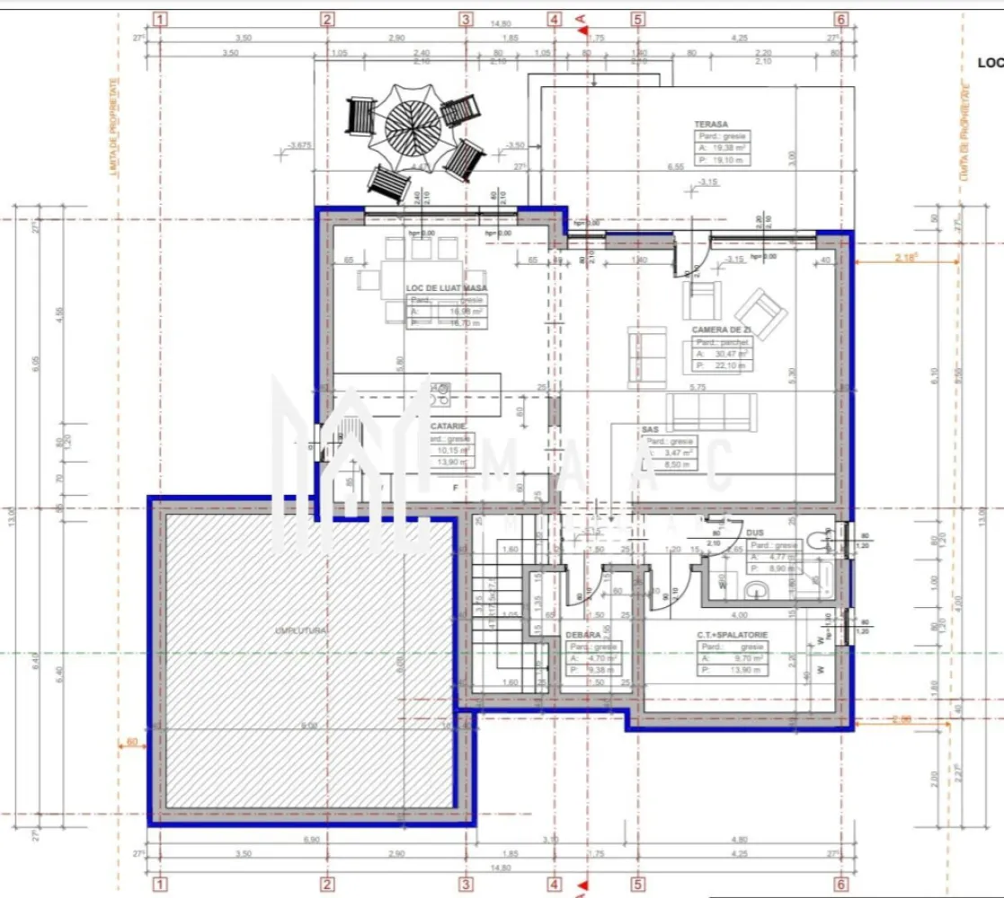 Casă modernă I Șelimbăr I 203 mp utili I teren 500 mp I garaj I COMISION ZERO - Casă Individuală Spațioasă în Șelimbăr – Construcție Nouă, Finisaje Premium, Teren 500 mp + 51 mp cedați pentru lărgirea străzii
Suprafață utilă generoasă de 203 mp, terase de 41,3 mp, garaj propriu, curte individuală, sistem modern de încălzire prin pardoseală cu pompă de căldură.

Proprietatea este amplasată în Șelimbăr, într-o zonă liniștită, cu acces facil către Sibiu. Casa este ideală pentru o familie care își dorește spațiu, confort, intimitate și calitate a construcției, într-o comunitate în plină dezvoltare.

Detalii proprietate:
Teren total: 815 mp
Suprafață utilă: 203 mp
Terase și balcon: 41,3 mp
Regim de înălțime: Demisol/Parter + Etaj

Compartimentare:
Demisol/Parter:
Living – 30,5 mp
Bucătărie – 27,1 mp
Baie – 4,8 mp
Spațiu tehnic – 9,7 mp
Hol – 3,5 mp
Garaj – 36,5 mp
Terasă (ieșire din living) – 19,4 mp

Etaj:
Dormitor 1 – 18,9 mp
Dormitor 2 – 18,8 mp
Dormitor 3 – 17,2 mp
Baie – 6,2 mp
Debara – 5 mp
Hol intrare – 5,5 mp
Hol dormitoare – 7 mp
Balcon comun dormitoare – 15,9 mp
Casa scării – 5,6 mp

Specificații tehnice:
Zidărie portantă – 30 cm
Placă de beton cu izolație cu polistiren 15 cm peste etaj
Termoizolație exterioară cu polistiren de 10 cm și tencuială decorativă
Încălzire prin pardoseală în toată casa
Pompă de căldură performantă – 16 kW
Tâmplărie PVC Salamander – 7 camere, 3 foi de sticlă

Prețuri și variante de achiziție:
350.000 EUR (TVA inclus) – la cheie (finisaje complete, la alegere)

Printr-o simplă estimare, dacă alocăm 100 EUR/mp pentru terenul de 500 mp, rezultă un cost efectiv de aproximativ 1.000 EUR/mp util pentru construcție – un raport excelent, având în vedere calitatea materialelor, suprafața generoasă, dotările tehnice moderne și poziționarea proprietății.

COMISION ZERO la achizitie!

Pentru detalii suplimentare, planuri, consultanță sau programarea unei vizionări, te rugăm să ne contactezi si sa specifici CP2623529.
Proprietate disponibilă imediat, construcție nouă, realizată cu materiale și execuție de calitate superioară.