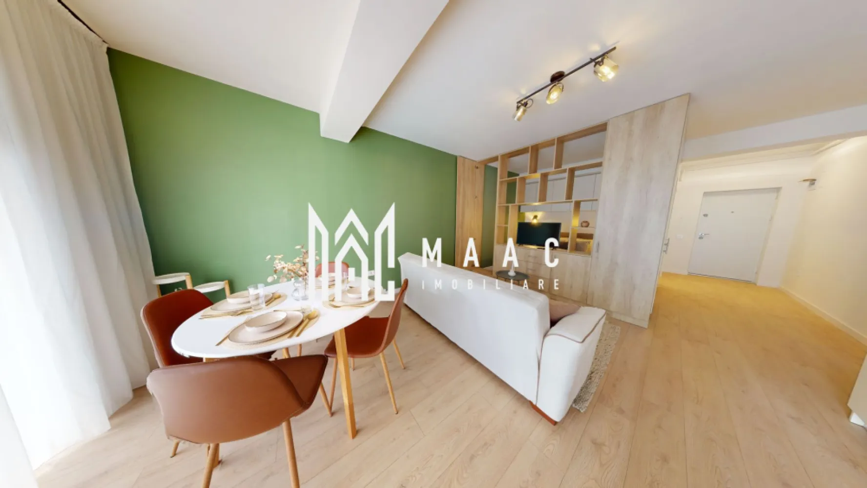Apartament 1 camera | Etaj1 | Balcon | Decomandat - MAAC Imobiliare vă prezintă un apartament cu 1 camera în inima cartierului Da Vinci Homes.

Locație: Situat la etajul 1, într-o zonă liniștită și accesibilă, ideală pentru familii care caută siguranță și liniște, fără a renunța la proximitatea facilităților urbane.

Caracteristici:
Suprafață utilă: 38 mp 
Baie moderna dotată cu cadă sau cabina de dus.
Balcon de 8 mp dotat cu jaluzele electrice.
Parcare inclusă în preț

Construcție și facilități:
An construcție: 2024 – bloc nou.
Orientare SUD – lumină naturală pe tot parcursul zilei.
Izolație exterioară cu vată bazaltică de 20 cm
Încălzire în pardoseală – centrală termică proprie
Predare la alb sau la cheie
Opțiune de mobilare și utilare completă contra cost – ideal dacă dorești să te muți fără alte investiții suplimentare.

Pozele sunt strict informative

Pentru mai multe detalii precizati telefonic ca ati vazut anuntul cu ID:CP2617858