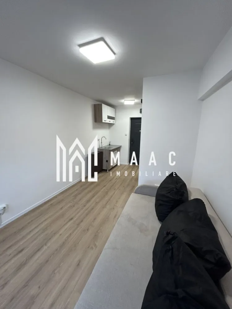 Apartament 1 Camera I Etaj 1 I Renovat I Lazaret - Vă propunem spre vânzare o garsonieră situată la etajul 1 din 4 al unui imobil din zona de Lazaret.

Caracteristici: 
Suprafața:18mp
Etaj:1
Parțial mobilată și utilată
Încălzirea se face prin calorifer electric
Boiler pentru baie
Cabină de duș

Cardoniera a fost complet renovată.

Ideală atât pentru locuința sau poate fi privită ca și investiție 

Pentru mai multe informații și vizionarea: CP2923273