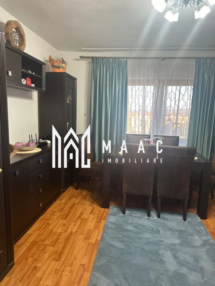 Casa individuala I P+E I 200 MPU I Teren 200mp I Selimbar - MAAC Imobiliare vă propune la vânzare o casă individuală cu regim de înălțime P+E, situată în Șelimbăr, cu o suprafață utilă de 200 mp și teren aferent de 200 mp, o proprietate versatilă, potrivită atât pentru locuință familială, cât și pentru investiție imobiliară sigură. Amplasată într-o zonă liniștită, cu acces facil către principalele puncte de interes, casa oferă confort, funcționalitate și posibilitatea organizării în două unități locative independente datorită accesului separat la etaj.

Imobilul este compartimentat eficient, oferind spații generoase și bine distribuite pe fiecare nivel, ideale pentru o familie extinsă sau pentru închiriere.

Compartimentare:
-Parter: 3 camere, baie, bucătărie
-Etaj (acces separat): 2 camere, living, baie, dressing

Construcția este solidă, realizată cu atenție la detalii, iar finisajele moderne contribuie la un ambient plăcut și actual. Curtea privată oferă potențial de amenajare, fiind un spațiu ideal pentru relaxare sau organizarea unei zone verzi personalizate. Proprietatea beneficiază de utilități complete, ceea ce asigură confortul necesar pentru locuire imediată.

Pentru informații suplimentare și programarea unei vizionări, vă rugăm să ne contactați și să menționați CP2616589 la telefon.
