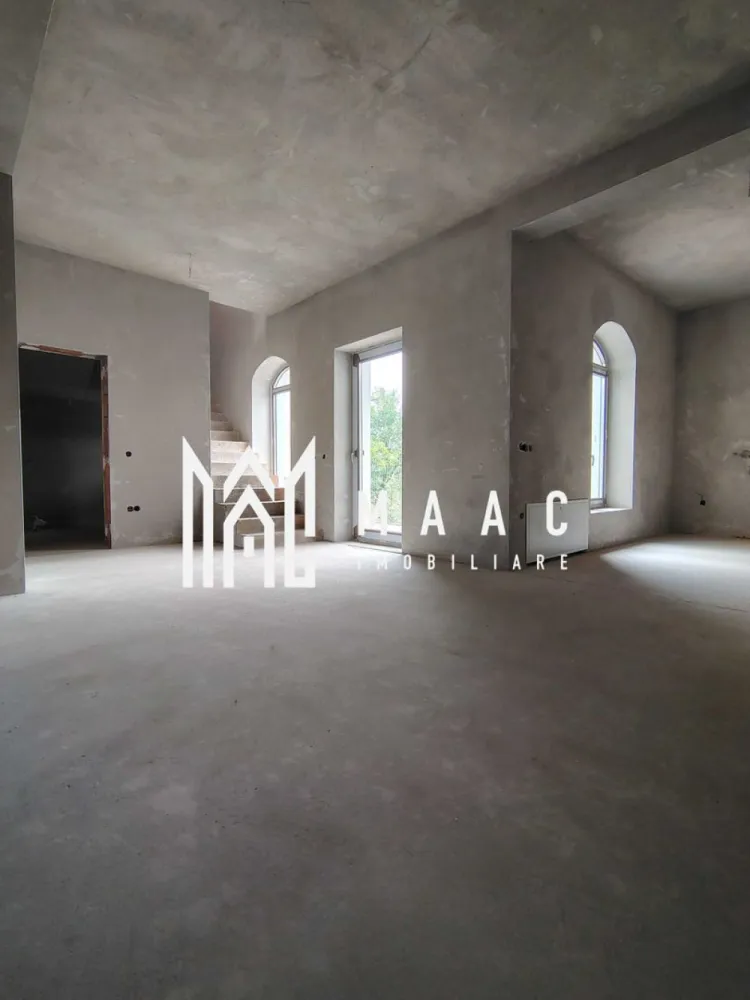 Casa Rezidentiala |5 Camere | Parcare |Sura Mica
