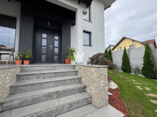 Casa superba , 5 camere si garaj ,Sura Mica, Sibiu