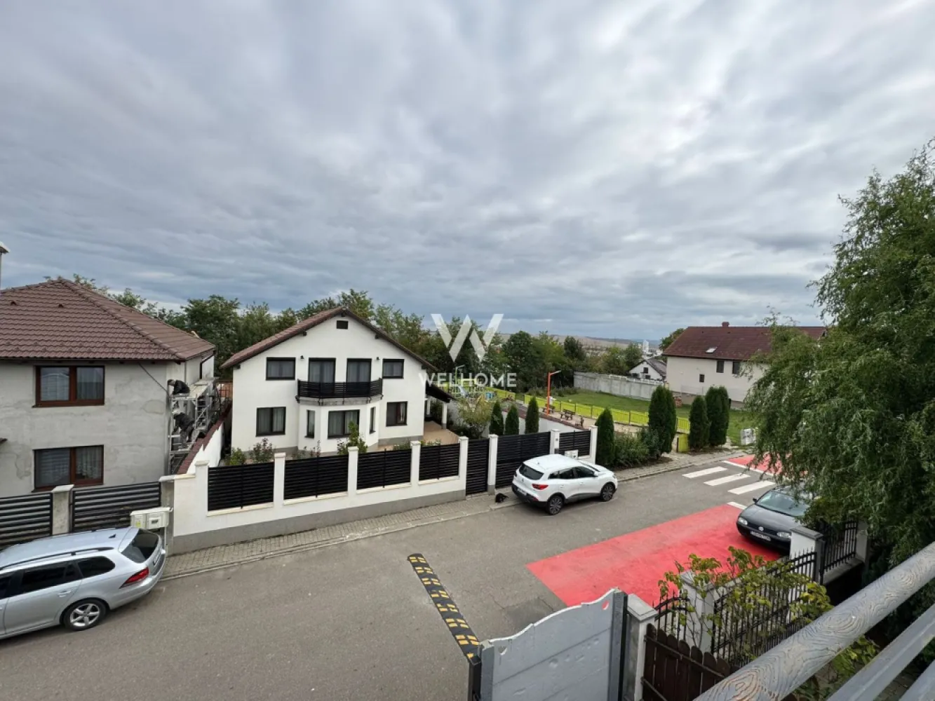 Casa superba , 5 camere si garaj ,Sura Mica, Sibiu
