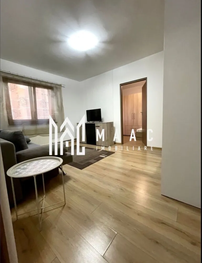 Apartament 2 camere | Etaj 2 | 42 MPU | Vasile Milea - Apartament 2 camere de închiriat Sibiu – zona Milea – 45 mp – etaj 2 – 330 €

MAAC Imobiliare vă propune spre închiriere un apartament cu 2 camere, situat în zona Milea din Sibiu, la etajul 2, disponibil imediat.

Detalii apartament
Suprafață utilă: 45 mp
Etaj: 2
Compartimentare: 2 camere
Apartament izolat termic
Dotări și avantaje
Complet mobilat și utilat
Costuri reduse de întreținere
Gata de mutare (liber)
Spațiu practic și bine organizat
Avantaje locație
Zonă accesibilă – Milea
Aproape de magazine de cartier
Acces rapid la mijloace de transport în comun
Aproape de centru și facultăți
Condiții închiriere
Preț: 330 €/lună
Garanție: o lună
Pentru mai multe detalii, precizati telefonic ca ati vazut anuntul cu ID: CP3064769