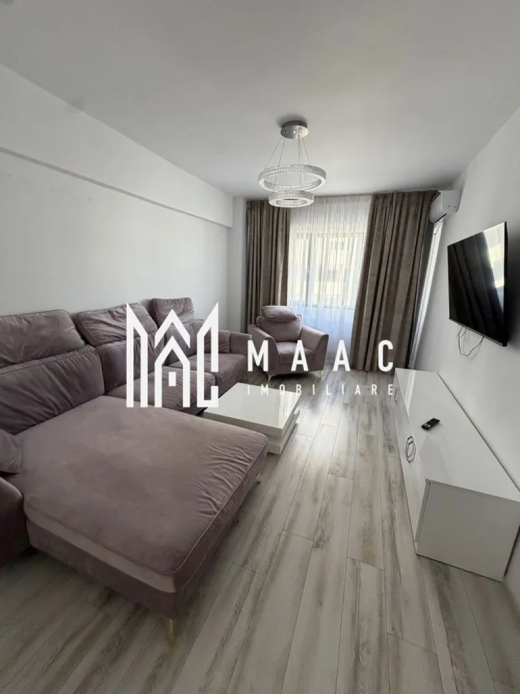 APARTAMENT 2 CAMERE|BULEVARD DEM RADULESCU|2 CAMERE|120.000 EURO - MAAC Imobiliare vă propune spre vânzare un apartament cu 2 camere, situat într-o locație de top, în blocul cu restaurant Garisson, la etajul 2 al unui bloc nou. Proprietatea reprezintă o opțiune potrivită pentru cei care caută un apartament modern, spațios, complet mobilat și utilat, gata de mutare, într-o zonă apreciată și bine poziționată.

Apartamentul se remarcă printr-o compartimentare practică și prin suprafețe generoase, fiind compus din:
-dormitor
-living luminos
-bucătărie separată
-baie
-balcon

Locuința se vinde complet mobilată și utilată, oferind confort imediat viitorului proprietar. Apartamentul beneficiază de centrală proprie, izolație exterioară de calitate pentru costuri minime de întreținere și aer condiționat atât în dormitor, cât și în living. Datorită dotărilor existente, blocului nou și stării foarte bune, proprietatea este ideală pentru locuire permanentă sau pentru investiție imobiliară într-o zonă cu cerere ridicată.

Toate actele sunt la zi, iar apartamentul este disponibil pentru mutare imediată.

Pentru a programa o vizionare sau pentru mai multe detalii, vă rugăm să menționați la telefon numărul CP3064509.