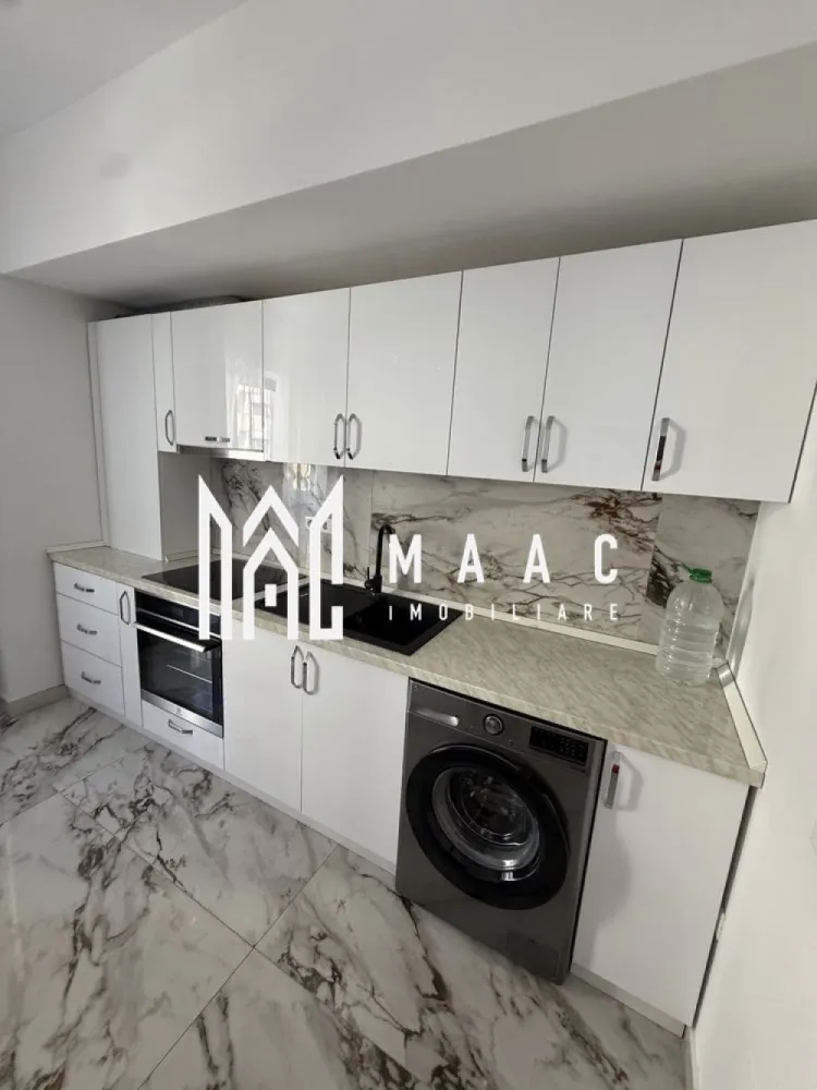 APARTAMENT 2 CAMERE|BULEVARD DEM RADULESCU|2 CAMERE|120.000 EURO - MAAC Imobiliare vă propune spre vânzare un apartament cu 2 camere, situat într-o locație de top, în blocul cu restaurant Garisson, la etajul 2 al unui bloc nou. Proprietatea reprezintă o opțiune potrivită pentru cei care caută un apartament modern, spațios, complet mobilat și utilat, gata de mutare, într-o zonă apreciată și bine poziționată.

Apartamentul se remarcă printr-o compartimentare practică și prin suprafețe generoase, fiind compus din:
-dormitor
-living luminos
-bucătărie separată
-baie
-balcon

Locuința se vinde complet mobilată și utilată, oferind confort imediat viitorului proprietar. Apartamentul beneficiază de centrală proprie, izolație exterioară de calitate pentru costuri minime de întreținere și aer condiționat atât în dormitor, cât și în living. Datorită dotărilor existente, blocului nou și stării foarte bune, proprietatea este ideală pentru locuire permanentă sau pentru investiție imobiliară într-o zonă cu cerere ridicată.

Toate actele sunt la zi, iar apartamentul este disponibil pentru mutare imediată.

Pentru a programa o vizionare sau pentru mai multe detalii, vă rugăm să menționați la telefon numărul CP3064509.