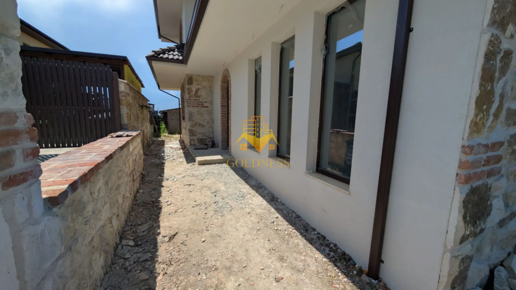 Comision 0%! Vila, 4 Camere, Dezmir, Constructie Noua, 450 mp, 4 Bai