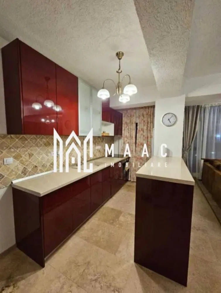 Apartament 2 camere | Modern | 60 MP | Balcon | Zona Dedeman - MAAC Imobiliare vă prezintă spre vânzare un apartament modern cu 2 camere, situat la etajul 7 al unui imobil amplasat în zona Dedeman, Doamna Stanca.

Caracteristici:
Apartament cu 2 camere, compartimentare semidecomandată.
Suprafață utilă de 60 mp.
Situat la etajul 7.
Imobil construit în anul 2017.

Compartimentare:
Hol de intrare.
Bucătărie open space cu living, complet mobilată, cu acces direct către balcon.
Dormitor matrimonial amplu, cu ieșire pe balcon.
Baie dotata cu cabina de dus.

Stare și predare:
Apartamentul se vinde mobilat complet sau parțial, în funcție de preferințele cumpărătorului.
Locuință ideală pentru mutare imediată, fără investiții suplimentare.

Localizare și avantaje
În proximitate se regăsesc restaurante, centre comerciale și alte facilități urbane.
Transport public ușor accesibil, cu legături rapide către toate zonele orașului.

Pentru mai multe detalii precizati telefonic ca ati vazut anuntul cu ID: CP2884600