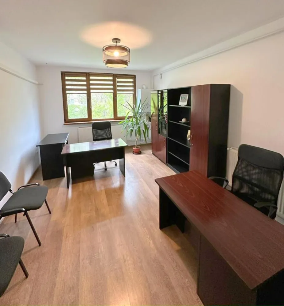 Spațiu premium pentru birou/cabinet – Țiglina 1, 270 euro