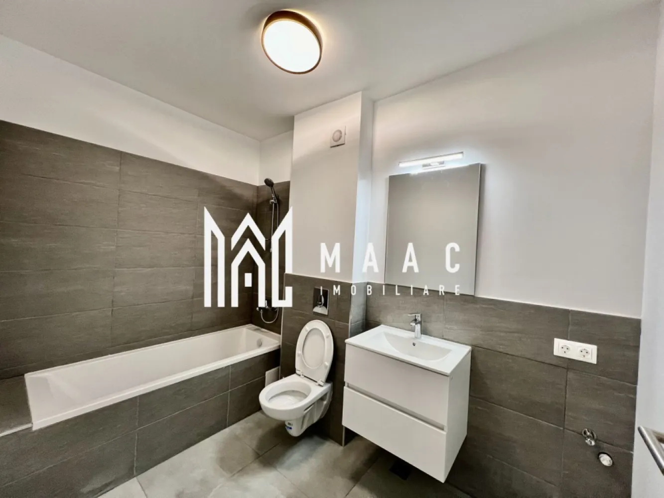 Apartament 2 camere | 53 MPU | Balcon | Predare la alb
