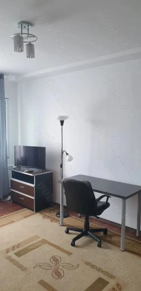 BRASADAS închiriază garsoniera 4/4 Metrou Dristor Park Lake. - Agenția imobiliara BRASADAS închiriază garsoniera la Dristor - Park Lake, 6 minute metrou, parchet, greie, faianta, usa metalica, mobilata si utilata complet, AC, renovata recent, etaj 4/4. Foarte aproape de Mall Park Lake. www.brasadas.com.