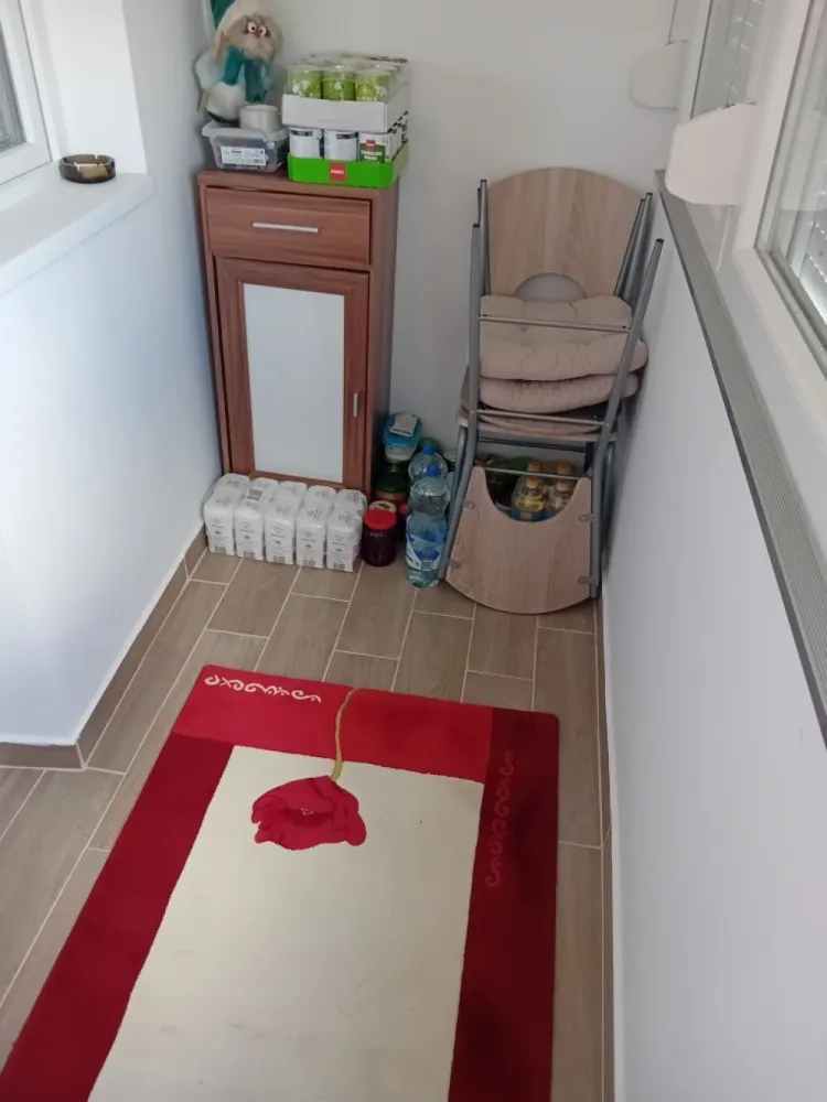BRASADAS vinde ap 2 cam in 14 Mai etajul 3. - Agenția imobiliara BRASADAS vinde apartament cu 2 camere in 14 mai la etajul 3.
Apartamentul a fost renovat de un an are termopane jaluzele plasa de tantari parchet nou.
www.brasadas.com.