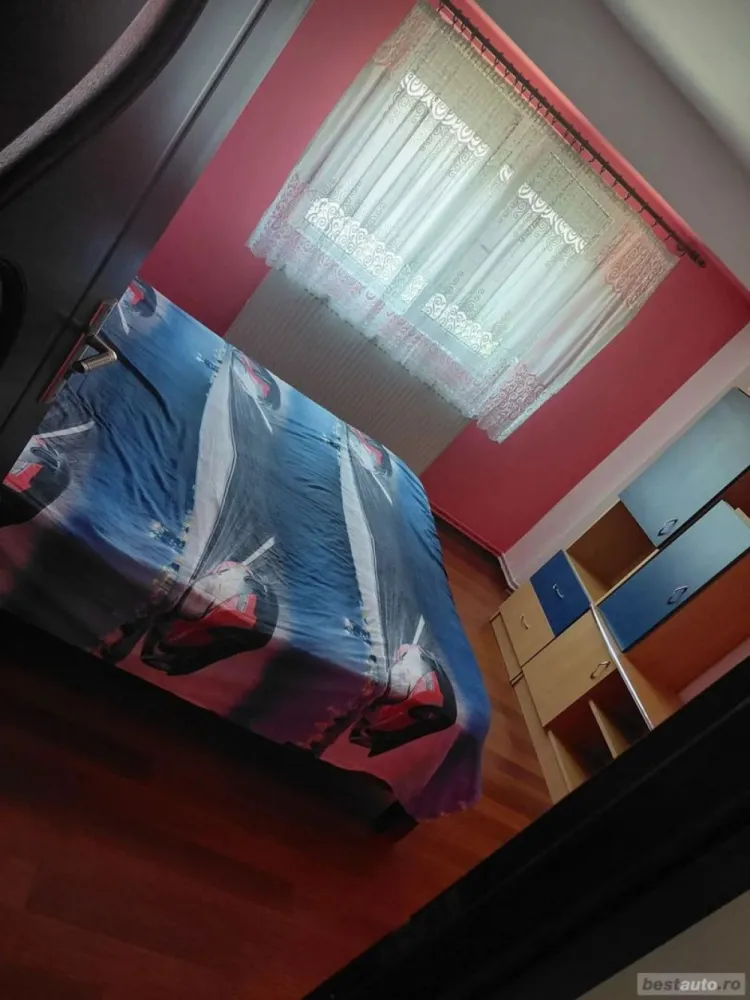 BRASADAS vinde ap 2 cam etaj 4/4 în Micro 16 - Agenția imobiliara BRASADAS vinde apartament situat în M16 lângă școala generală Avram Iancu și grădinița Voinicelul et 4/4.
www.brasadas.com