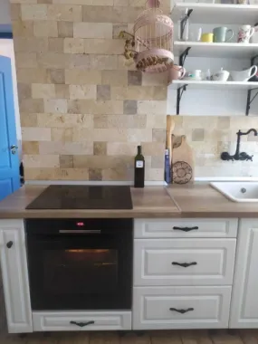 BRASADAS vinde ap ultracentral cu 3 camere.