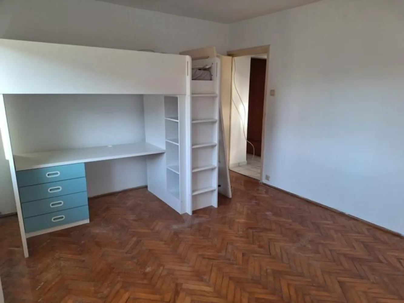 BRASADAS vinde ap 2 cam 4/4 RENOVAT Carpati II - Agenția imobiliara BRASADAS vinde apartament partament cu 2 camere, beci , proaspat RENOVAT , geamuri termopan, usa metalica, centrala gaz.
www.brasadas.com.