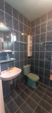 Ag. EUROPA vinde parterul unei case cu 2 etaje în zona Carpați 2.