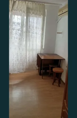 Vand 2 gars Cet, CT, si una in Navodari