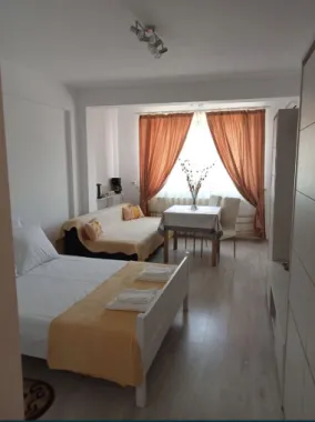 Garsoniera de vanzare