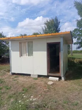 BRASADAS vinde căsuțe din panouri sandwich
