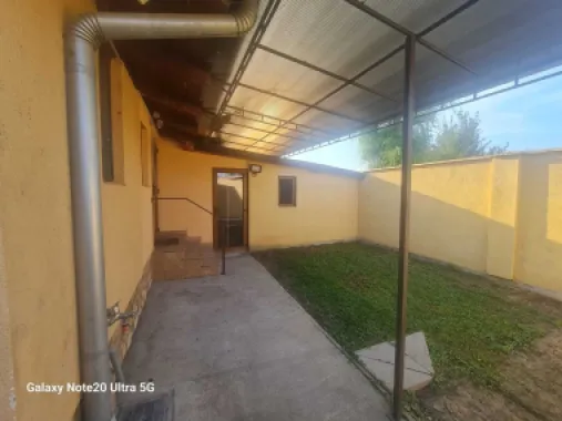 BRASADAS vinde casă 4 cam 3.15 ari zona L Blaga.