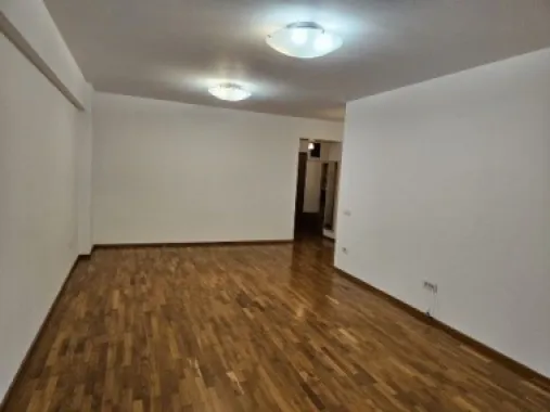 BRASADAS vinde ap 2 cam Herastrau