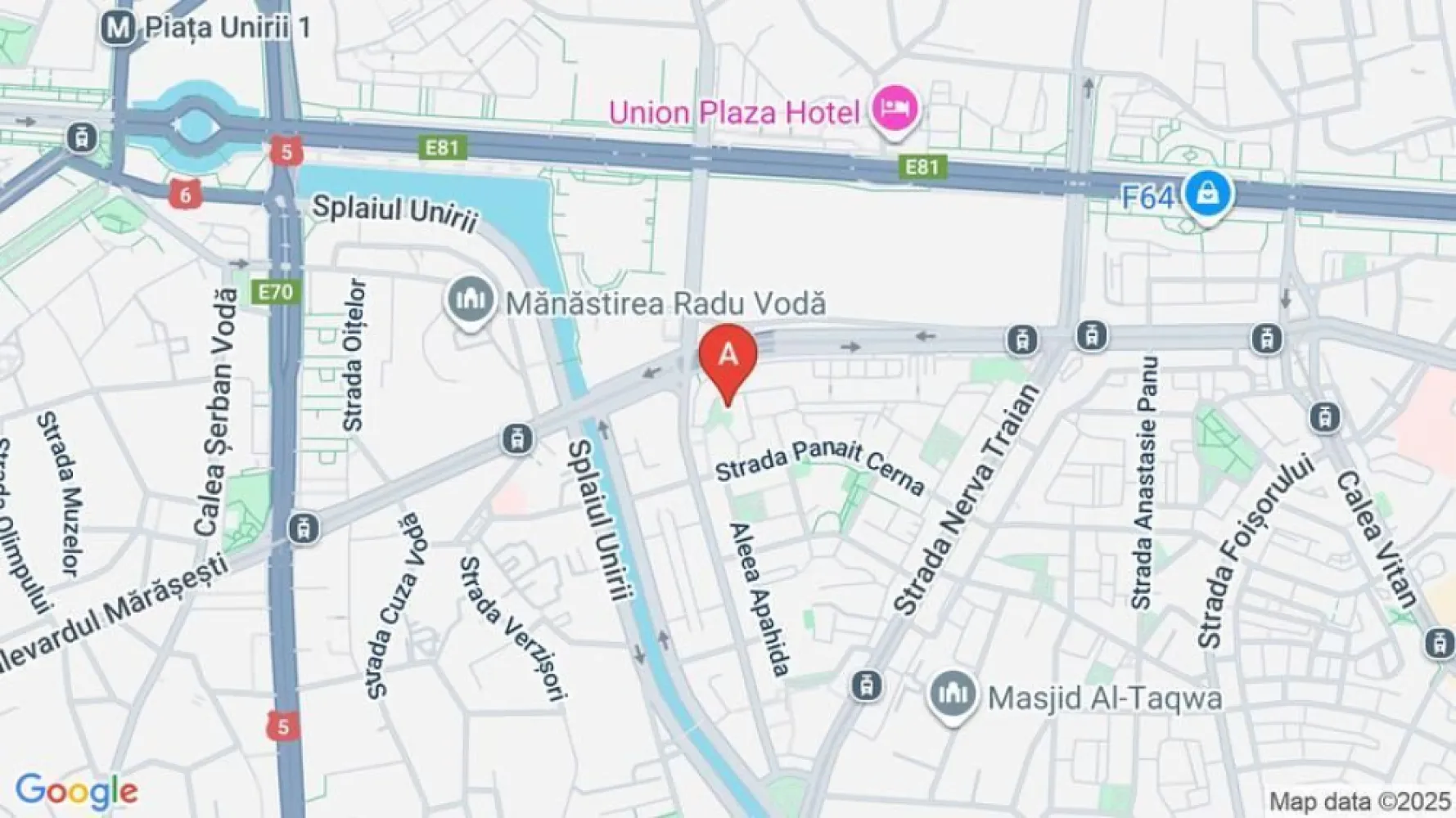 Inchiriez garsoniera nemobilata, Unirii, Goga, langa Camera de Comert, Inalta Cu - Inchiriez garsoniera renovata lux, prima inchiriere, nemobilata pentru persoanele care vor sa-si faca birou ori au mobila proprie.
Locatie centrala, langa Camera de Comert, la 5 minute de mers pe jos de Tribunalul Bucuresti, 10 minute de statiile de metrou Timpuri Noi sau Unirii, distanta egala, 20 minute de Bucuresti Mall. Fiind in planul doi este o zona foarte linistita si cu multa verdeata. La cerere poate fi mobilata si utilata. Dotari-aer conditionat nou, baie utilata, mobila de bucatarie in curs de montare.
