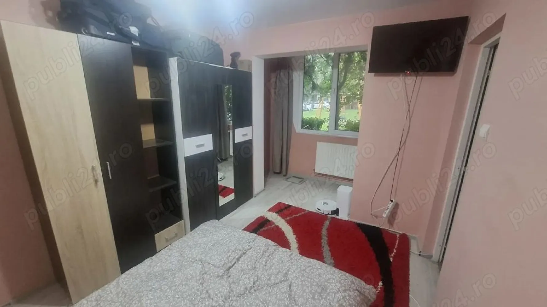 BRASADAS vinde ap 2 cam PARTER 14 Mai. - Agenția imobiliara BRASADAS vinde apartament cu doua camere, situat în cartier 14 Mai la PARTER. Apartamentul se vinde mobilat.
Centrala termica a fost schimbata recent. 
www.brasadas.com.