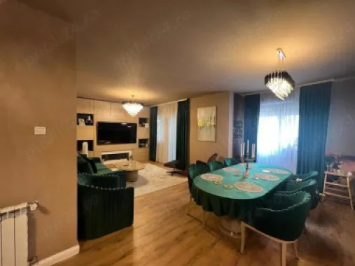 De vânzare apartament 3 camere zona unirii