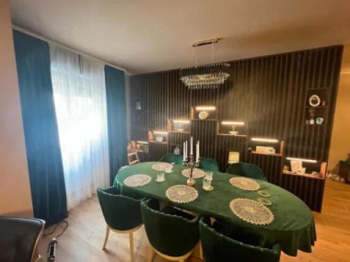 De vânzare apartament 3 camere zona unirii