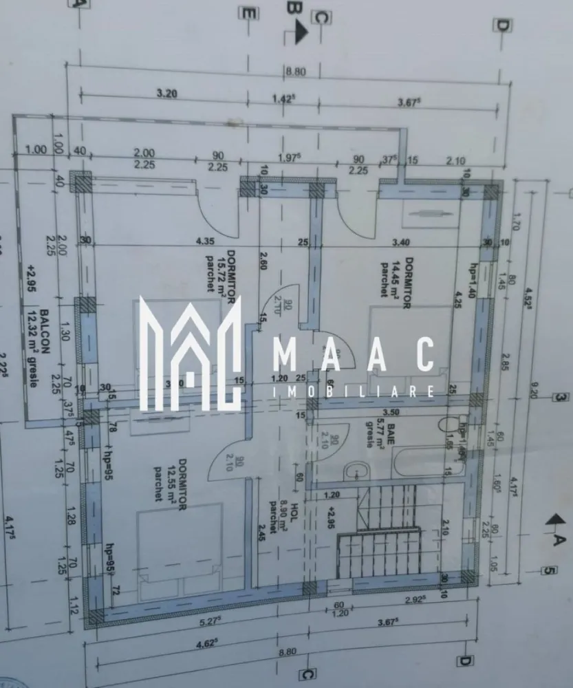 Casa individuala | Teren 450 mp | Sura Mica - MAAC Imobiliare vă propune spre vânzare o casă individuală situată în comuna Șura Mică, cu un teren generos de 450 mp.

 Caracteristici ale proprietății:

Suprafață utilă: 120 mp

Compartimentare:

Parter: living open-space cu bucătărie, baie, hol și o terasă spațioasă de 26 mp

Etaj: 3 dormitoare, baie și hol

 Locație:

Situată în intravilanul comunei Șura Mică, într-o zonă liniștită și bine conectată

La distanță mică de stațiunea balneară Ocna Sibiului

Această proprietate este ideală pentru o familie care își dorește liniște, spațiu și acces rapid către orașul Sibiu și zonele de agrement din apropiere.

Pentru mai multe informatii specificati ca ati vazut anuntul cu ID: CP2588921