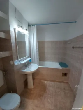 UNIRII CENTRAL- Apartament 4 camere - decomandat- bloc MONOLIT - direct de la PROPRIETAR