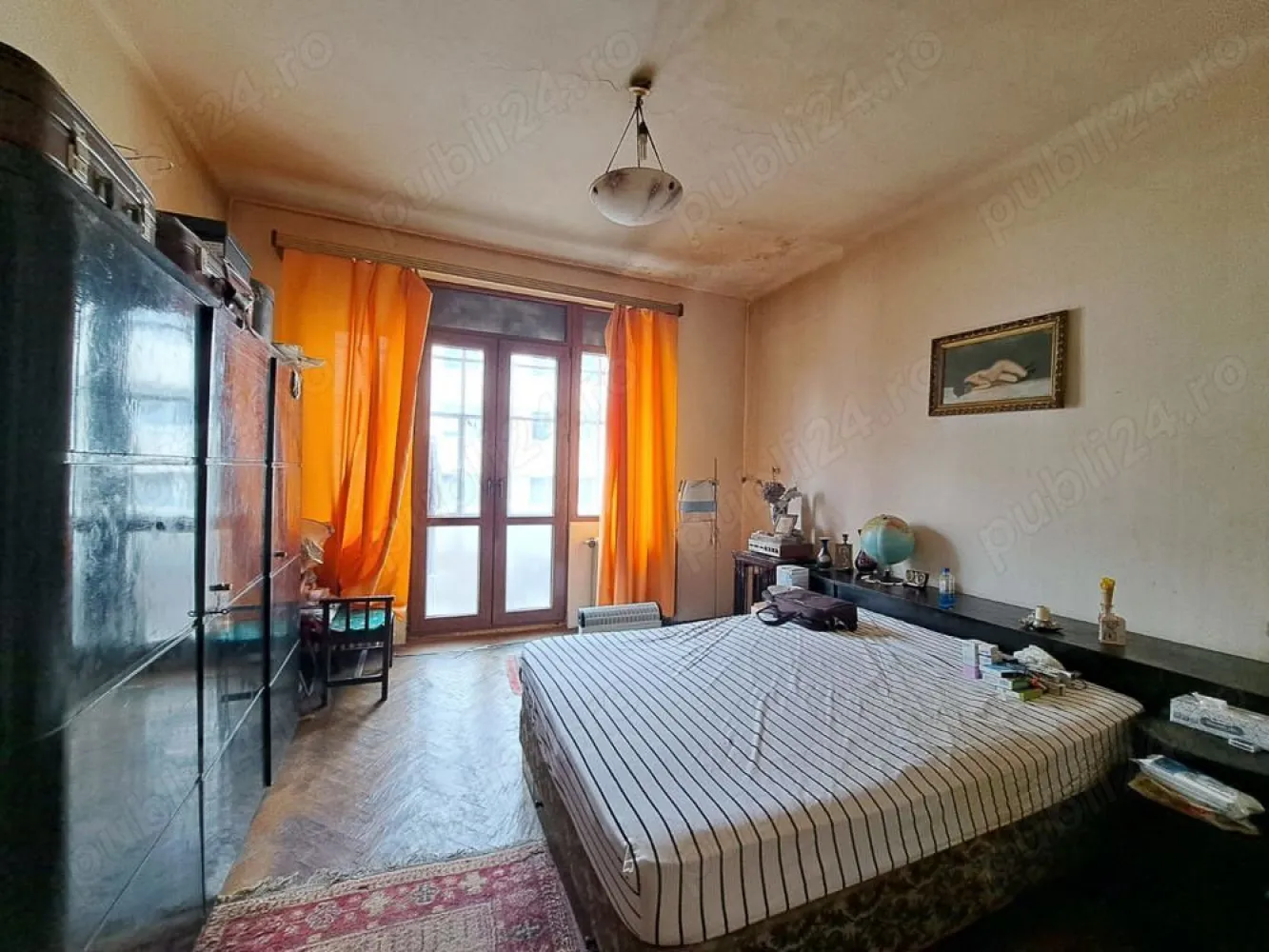 ap 4 cam - Cismigiu - De vanzare apartament 4 camere la intrarea in parcul Cismigiu (intrarea Victor Eftimiu 9), etajul 5 8
Suprafata utila 93.31mp (din care 6.12mp boxa situata la subsol)
Blocul are centrala termica proprie.
Imobil construit in 1936, consolidat in 1978.
Imobilul este incadrat in clasa RS1, inclus in programul de consolidare prin PNRR (estimat incepe lucrari consolidare 2024)
A FOST APROBATA DE CATRE PBM SUBVENTIONAREA a 70% DIN COSTUL CONSOLIDARII.
PROPRIETARII VOR PLATI DOAR 30%, ESALONAT 15 ANI, FARA DOBANDA