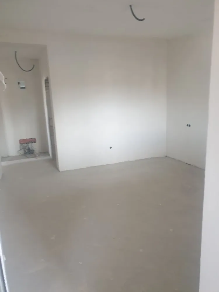 Ag BRASADAS vinde apt 3 cam etaj 4 lux Parcul Carol. - Agenția BRASADAS vinde apartament cu 3 camere, decomandat, 2 bai, spatiu tehnic( loc pentru mașina de spălat, uscător, masa calcat, ect.).
Apartamentul este situat într-un bol cu numai 9 apartamente , este situat la etajul 4, cu o terasa superbă cu vedere către parcul Carol,
Apartamentul dispune și de 1 loc de parcare inclus în pret.
Pentru mai multe oferte accesați www.brasadas.com.