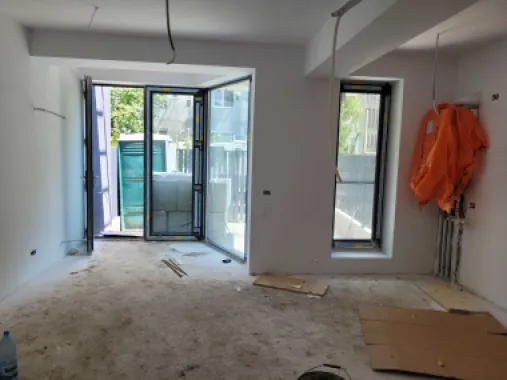 Casa 3 camere + loc de parcare de vanzare