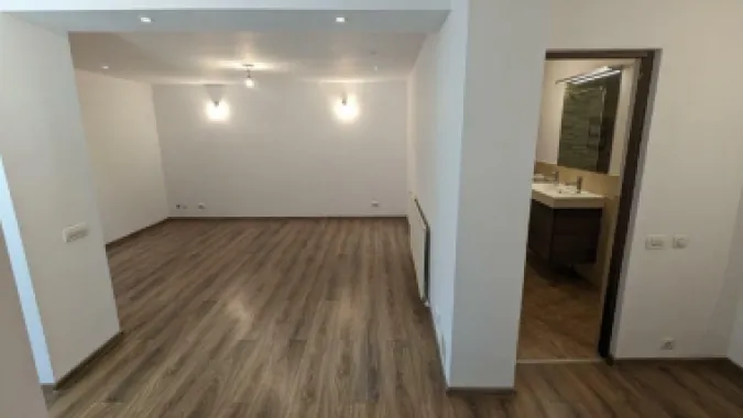 Casa de Vanzare Crangasi | 3 Camere | 5 min de mers Metrou Crangasi