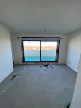 BRASADAS vinde PENTHOUSE NOU cu 3 camere 220mp in BUTTERFLY 3.