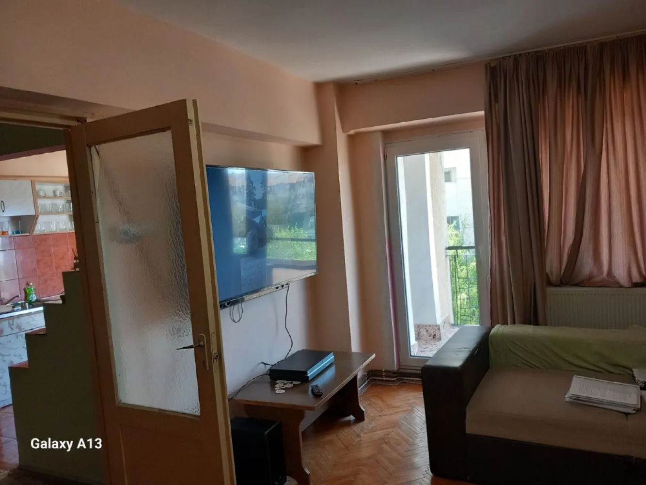 Ag EUROPA vinde ap. 2 cam RENOVAT in 65mp Carpați 2 Etaj 4. - Agenția EUROPA vinde apartament RENOVAT cu 2 camere cu suprafata utila de 65mp în Carpați 2 la etajul 4/10.
Www.brasadas.com.