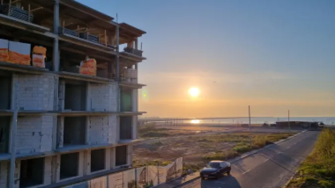 Ag. Eu. vinde Ap. 2 Cam. 40 mp Parter An bloc 2023 Mamaia Nord