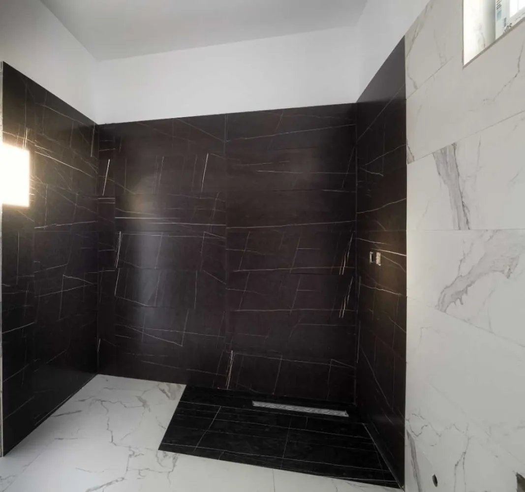 PROPRIETAR apartamente Mamaia Nord 2 camere incepand de la 55.000 53mp - apartamente direct la dezvoltator
BLOCUL ESTE SITUAT IN MAMAIA NORD SI ARE APARTAMENTE DE 53 MP , 72 MP 100MP SI 120 MP
apartamentele sunt gata cu toate utilitatile GRESIE FAIANTA USA INTRARE USI INTERIOARE SI INCEP CU PRETUL DE 55.000 EURO PENTRU CELE DE 53 MP blocul se afla pe strada T8 Mamaia Nord
toate utilitatile apa canalizare curent gaze
blocul detine parcare cu baiera supraveghere video 24*7

pentru mai multe informatii si vizionari TEL 07******86 Neculai Vasile