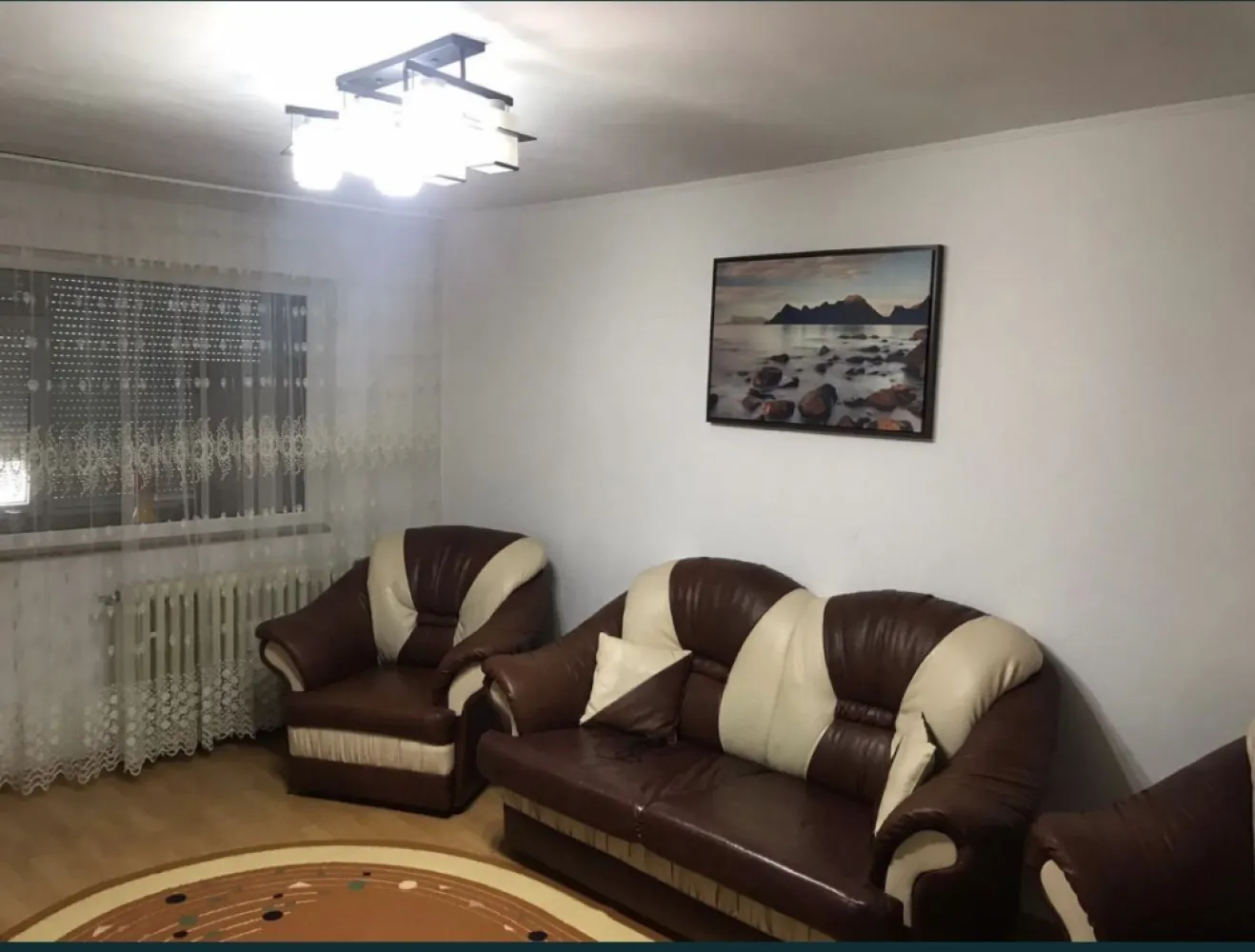 Apartament de vanzare 50 mp - Vând apartament zona Doraly , 50 mp , mobilat si intr-o stare buna. (Cu balcon)