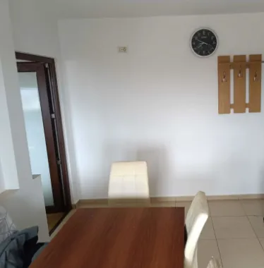 Apartament 2 camere mobilat si utilat zina Energia etaj 4 din 5