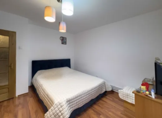 Apartament 2 camere decomandat, renovat,mobilat,utilat,centrala