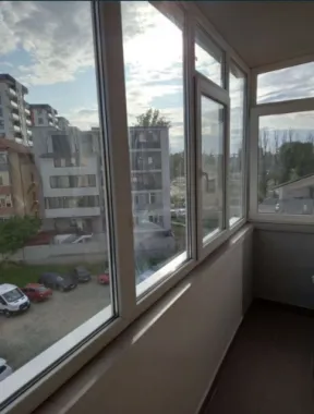 Vand apartament 2 camere Compozitorilor