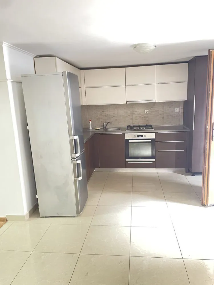 Apartament zona ultracentral SM - Vind apartament zonă ultra centrală în Satu Mare cu două dormitoare,baie,wc , bucătărie și living