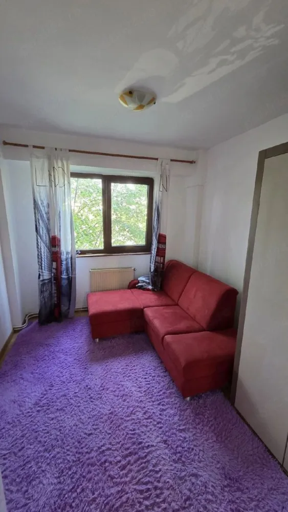 BRASADAS vinde ap 3 cam etaj 3/4 Micro 16. - Agenția imobiliara BRASADAS vinde apartament cu 3 camere la etajul 3/4 65 mp. in Micro 16 compus din 3 camere decomandate, 2 bai, bucatarie balcon debara, constructie din BCA utilat faiantat, gresiat geamuri si usi termopan, parcare de domiciliu.
Www.brasadas.com.