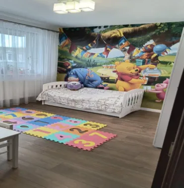 BRASADAS vinde ap 3 cam etaj 3/4 în Floreşti.