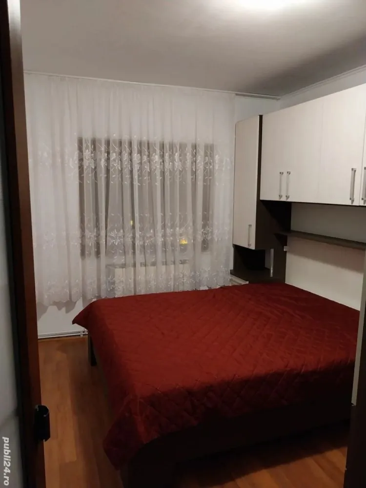 apartament 4 camere - 4 camere etaj 2 78 m2, 2 bai recent renovat