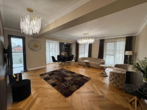 Apartament 3 Camere Parter 111mp utili + 160mp curte Baneasa-Aviatiei